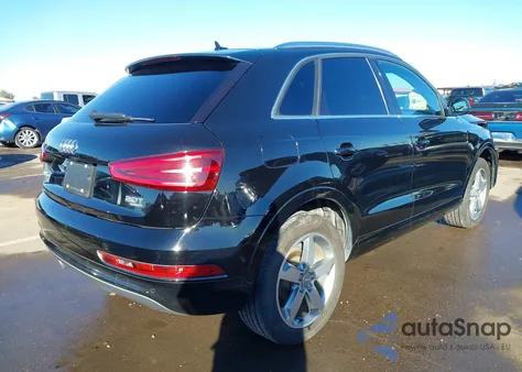 2015 Audi Q3 2.0T Premium Plus z USA, uszkodzony, nr VIN WA1EFCFS9FR010605